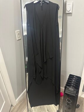 BCBGMaxAzria Black Sleeveless Draped V-Neck Maxi Dress